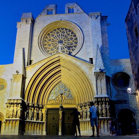 Pigal 1 Apartament Centre Històric Appartamento Tarragona Esterno foto