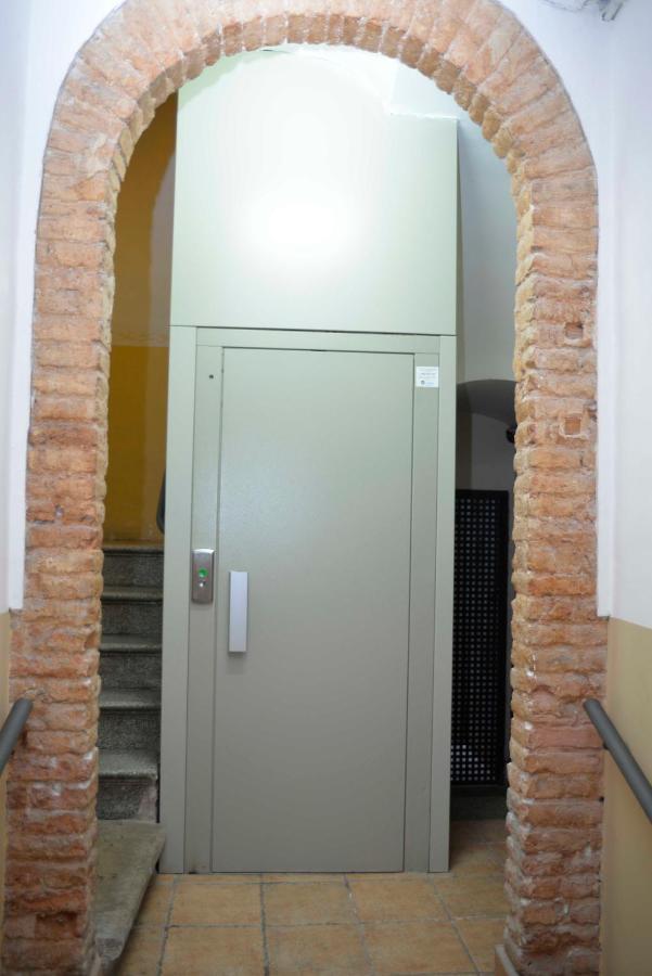 Pigal 1 Apartament Centre Històric Appartamento Tarragona Esterno foto